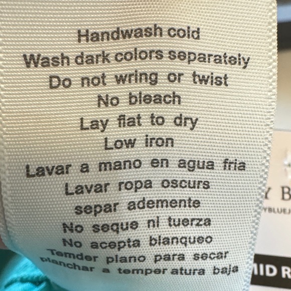 Judy‎ Blue Women's XL Seafoam Green Mid Rise Frayed Hem Jean Shorts NWT - Picture 8 of 8